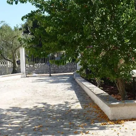 Bona Dea Villa